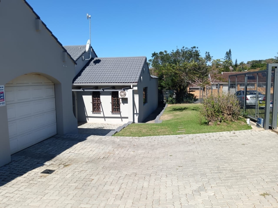 3 Bedroom Property for Sale in Beacon Bay North Eastern Cape